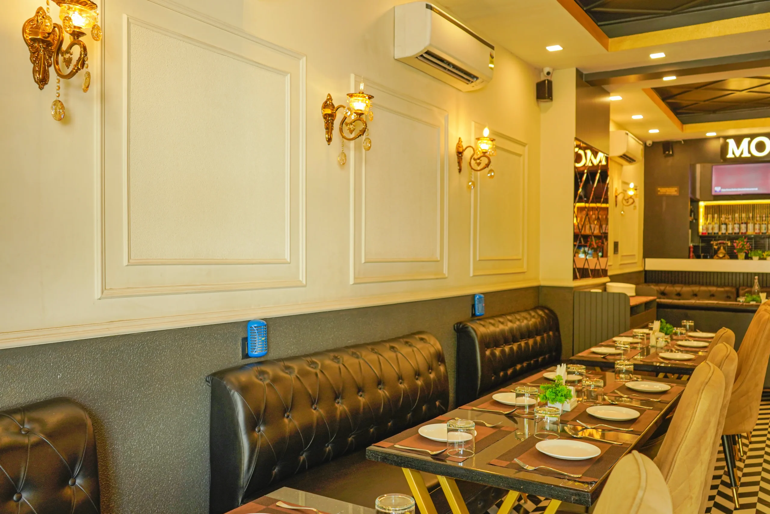 Delhi%206%20kebab%20&%20curries