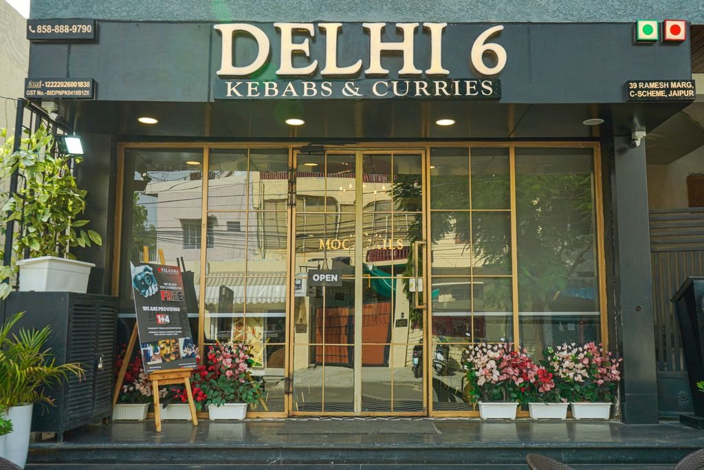 Why Delhi 6 Kebabs & Curries Feels Like the Best Non-Veg Restaurant in Jaipur for a Stylish Yet Comfortable Dining Experience When people search for the best non veg restaurant in Jaipur, they’re not just looking for food — they’re looking for an experience that feels worth their time. A place that offers rich Mughlai flavors, a comfortable seating vibe, and food that doesn’t feel rushed or overly commercial. The ideal spot is where taste meets ambience, where families feel relaxed, and where couples or tourists can enjoy both authenticity and comfort in one setting. In Jaipur, restaurants that balance Delhi-style food with a premium yet welcoming dining environment naturally stand out. That’s exactly where places like Delhi 6 Kebabs & Curries begin to feel different — not just because of what’s on the plate, but how the entire experience comes together.